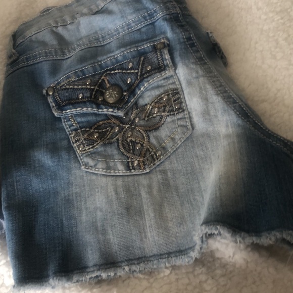 Cato jean shorts Size 8 - Picture 3 of 4